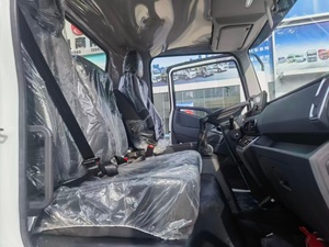 Grúa Móvil de 12 Toneladas, Pluma Telescópica Hidráulica Parker, Altura de Elevación de 20 m, Bomba, Engranaje, Rodamiento, Motor para Uso en Construcción - Product Image 4