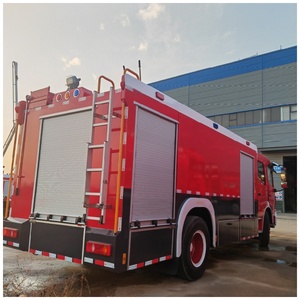 Camion de pompiers DONGFENG 4x2 avec réservoir d'eau de 8000L - Product Image 6