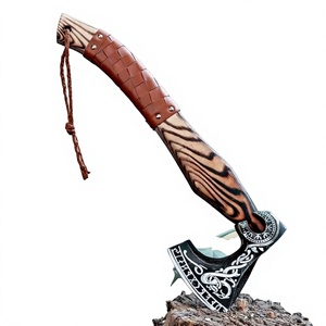 Hacha de acero al carbono con mango curvo de madera dura para camping al aire libre, preparación de leña, mantenimiento de jardines y hacha OEM en venta - Product Image 2