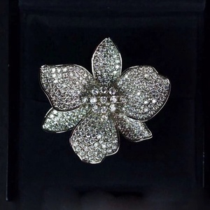 Luxury Full Zircon Flower <strong>Finger</strong> <strong>Rings</strong> for Women <strong>Top</strong> Quality White Gold Color Wedding Engagement Party Jewelry Bague Femme Gifts - Product Image 5