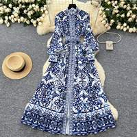 Robe longue décontractée élégante pour femme, imprimé porcelaine bleu et blanc, coupe trapèze, manches longues, col montant, avec ceinture, pour le quotidien et les vacances