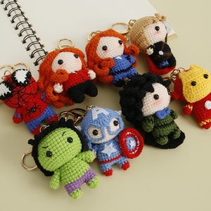 Muñecas de ganchillo hechas a mano, colgantes de personajes de anime de ganchillo con hilo Weaver Girl, dijes de bolsos terminados, Kitty Snoopy - Product Image 1