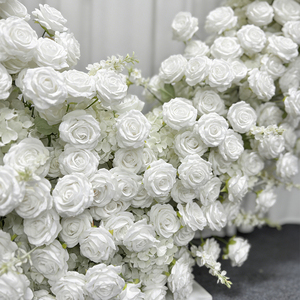 Arche de fleurs artificielles en rose pour décoration de mariage, blanche, romantique, onirique, faite à la main, haute simulation, réutilisable, recyclable - Product Image 2