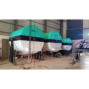 Machine de moulage par rotation en plastique à usage industriel Machine de rotomoulage robuste en métal de qualité durable - Product Image 1