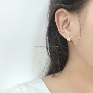 Nouveauté, <span class=keywords><strong>boucles</strong></span> <span class=keywords><strong>d</strong></span>'<span class=keywords><strong>oreilles</strong></span> de luxe en <span class=keywords><strong>or</strong></span> pur 18 carats avec diamants, véritables <span class=keywords><strong>boucles</strong></span> <span class=keywords><strong>d</strong></span>'<span class=keywords><strong>oreilles</strong></span> en <span class=keywords><strong>or</strong></span> <span class=keywords><strong>750</strong></span> en forme de feuille, bijoux fins - Product Image 5