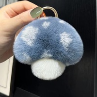 Jtkdxqs Porte-clés pendentif champignon mignon en peluche de dessin animé, accessoire de sac à dos, avec empiècements de couleurs, petit porte-clés