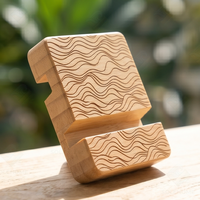 Support de téléphone en bois haut de gamme, résine océanique 3D, bambou massif, moderne et élégant, support de bureau pour smartphone, promotionnel pour entreprises