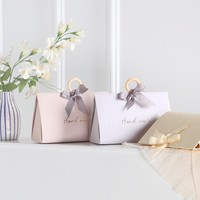 Boîtes de luxe en forme de triangle pour bijoux, rubans, cadeaux, sacs de transport, petites boîtes à bonbons, emballages de chocolats de mariage, boîtes en papier
