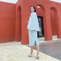 Ensemble tailleur de luxe pour femme, style église, en tweed, direct usine, jupe midi, élégant, pour le bureau, pour femmes de carrière, avec cape