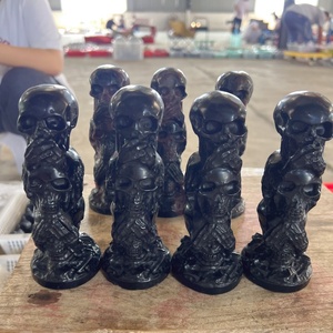 Venta al por mayor de <span class=keywords><strong>calaveras</strong></span> de granate y obsidiana naturales, recién llegadas, de cristal curativo de cuarzo, artesanía para decoración y regalo. - Product Image 2