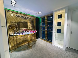 Meubles de magasin <span class=keywords><strong>Amouage</strong></span> de luxe, design moderne pour l'affichage de parfums, design écologique - Product Image 4