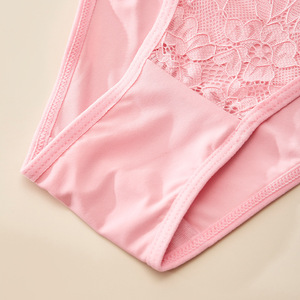 กางเกงชั้นในลูกไม้สำหรับผู้หญิง เอวกลาง ทรงเว้า แต่งลายดอกไม้ประดับเพชร เซ็กซี่ นุ่ม สบาย - Product Image 6
