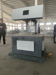 LHJ-CNC-120 2000W Automatic <b>Window</b> and <b>Door</b> <b>Frame</b> Aluminum Profile Laser Welding Machine for Sale - Product Image 2