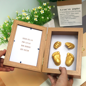 עבודת יד מודרנית בעבודת יד תינוק & טביעת רגל מסגרת 5x7 ריבוע צל מרובע עם תבנית פרח תמונה עבור תמונות - Product Image 1