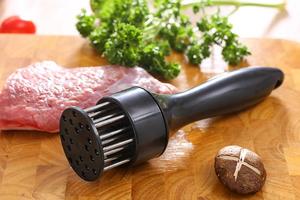 Attendrisseur à viande en acier inoxydable avec 21 aiguilles, optimiseur de saveur, outils de marinade pour barbecue, outil de attendrissement en métal - Product Image 6
