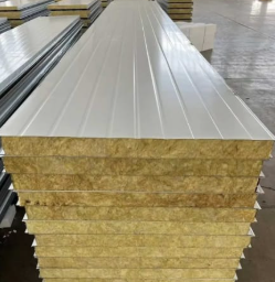 Panneau de toiture sandwich en laine de roche ignifuge, tôle de toiture isolée en <span class=keywords><strong>acier</strong></span> coloré pour la construction d'entrepôts et d'usines - Product Image 2