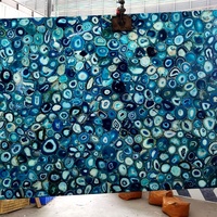 Vente en gros de pierre semi-précieuse de grande taille en agate bleue pour la décoration intérieure de panneaux de sol et de mur