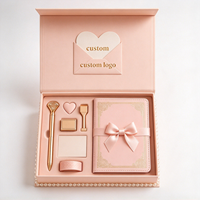 Coffret Cadeau Cosmétique Rose Doré Romantique avec Estampage à Chaud, Autocollants Cœur et Cadre Perlé