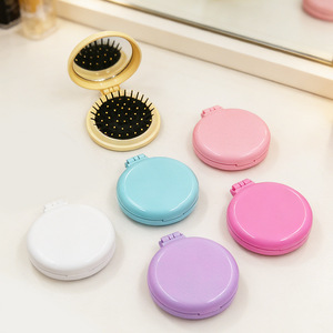 Lindo peine acolchado color macarrón, suave y adorable, con espejo, mini peine de masaje portátil, peine de aire acolchado sencillo. - Product Image 4