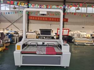 Máquina de Grabado y Corte Láser de <span class=keywords><strong>CO2</strong></span> de Bajo Costo Jinan de 60w/80w/100w/1600x1000 con Alimentación Automática CCD - Product Image 3