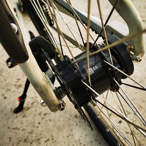 <span class=keywords><strong>Vélo</strong></span> <span class=keywords><strong>Électrique</strong></span> Urbain 700c à Cadre en Aluminium avec <span class=keywords><strong>Transmission</strong></span> par <span class=keywords><strong>Courroie</strong></span> pour Adultes – <span class=keywords><strong>Vélo</strong></span> <span class=keywords><strong>Électrique</strong></span> à Moteur – Vente Chaude Usine - Product Image 5