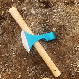 Hacha de Grado Industrial para Exteriores de Año Nuevo - Hoja de Acero con Alto Contenido de Carbono Templada, Mango de Madera para Camping y Uso de Supervivencia Multipropósito - Product Image 6