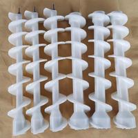 Vis d'alimentation en plastique personnalisée PA66 POM UHMWPE, vis de séparation pour poussoir de bouteille, pour machine d'emballage et convoyeur