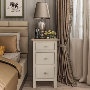 Mesita de noche moderna de 3 cajones, mesita de noche delgada con 3 cajones y mesa auxiliar de dormitorio con encimera de efecto roble - Product Image 1