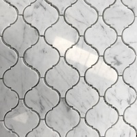 Mosaïque de marbre, mélange de fleurs, motif de mosaïque, carrelage hexagonal, lanterne, mosaïque