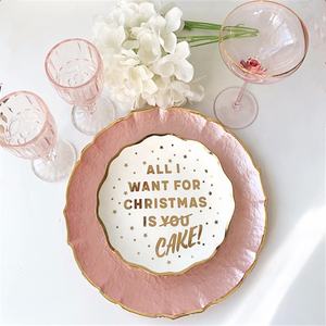 Elegantes Platos Base Decorativos Blancos con Borde Dorado y Perlas - Product Image 3