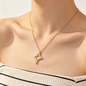 Collier Étoile à Quatre Branches en Losange Élégant, Entièrement Micro-Pavé de Zircons Cubiques, Chaîne de Clavicule Minimaliste Creuse de Luxe Léger pour Femme - Product Image 4