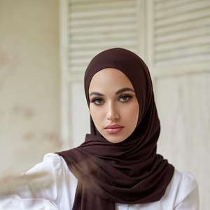 Hiyab Líquido Liso de Jersey, Suave, Elástico y Transpirable para Mujeres Musulmanas, Fácil de Peinar, Uso Diario - Product Image 1