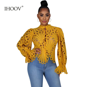 Chemisiers et chemises courtes grande taille pour femmes avec col montant en dentelle brodée haut creux boutonné et design irrégulier - Product Image 1