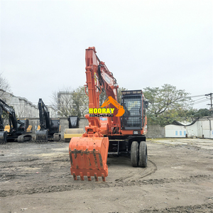 Excavatrice sur pneus Doosan DH140W-7 d'occasion en bon état – Modèles Doosan 140, 150, 130 – Belle excavatrice sur roues - Product Image 3