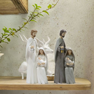 Crèche de Noël DREA, Décoration d'intérieur, Scène de la Nativité, Ensemble de la Famille Sainte, Catholique Chrétien, en Résine Écologique Peinte, Traditionnel - Product Image 3