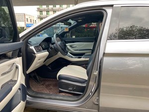 Подержанный автомобиль BYD <span class=keywords><strong>Song</strong></span> Plus DM-i PHEV 110 км |   Оптовая продажа компактных внедорожников LHD, готовых к инспекции, 2024 год - Product Image 4