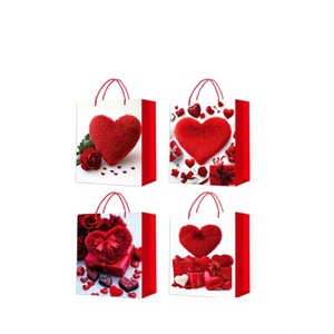 33166 Grande Sacchetto Regalo a Forma di Cuore in Plastica con Foglia d'Oro per San Valentino - Product Image 1