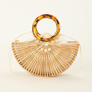 Bolso de playa de bambú tejido a mano con diseño semicircular hueco y textura especial para mujer - Product Image 2