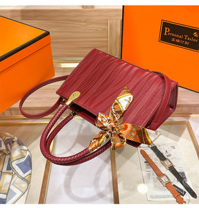 Nouveaux sacs à bandoulière de créateurs de mode, sacs à main en cuir PU de haute qualité, sacs messager décontractés, sacs à main et pochettes de luxe pour femmes - Product Image 4