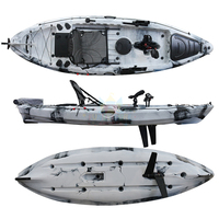 Kayak de pêche à pédales en PE, monoplace, avec moteur, grandes ouvertures pour la pêche en rivière et le surf.