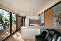 Installation facile, durée de vie plus longue, robuste, écologique, qualité fiable, tendances actuelles, cabane Apple avec mur en verre