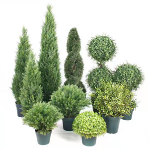 Topiaire d'Entrée Artificielle PE pour Porte d'Entrée de Noël Urne Décorative Arbre en Spirale Arbustes en Pot Arrangements Saisonniers Extérieurs - Product Image 4