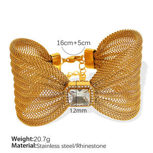 <span class=keywords><strong>Bracelet</strong></span> à breloques carré vintage en CZ <span class=keywords><strong>Bracelet</strong></span> à chaîne avec nœud en <span class=keywords><strong>maille</strong></span> tressée en acier inoxydable plaqué or 18 carats - Product Image 6