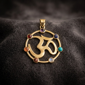 7เจ็ดดีไซน์จักระ OM สร้อยคอจี้คริสตัลรักษาพลังงานทองเหลืองโลหะพร้อมขอบ - Product Image 1