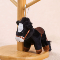 Porte-clés en peluche cheval à faible MOQ, accessoires pour animaux en peluche, fournitures pour fêtes à thème ferme, poupée en peluche de Noël