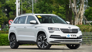 SKODA <span class=keywords><strong>Karoq</strong></span> 2025 <span class=keywords><strong>2024</strong></span> TSI280 1,4 T 150hp L4 Gasolina 5 Puertas 5 Asientos SUV Compacto para Saic Volkswagen Coche Nuevo y Usado a Argelia - Product Image 2