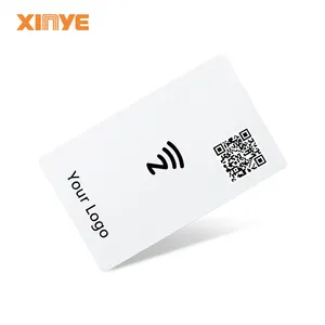 Logotipo qr código impresso PVC RFID NFC preto em branco brilhante fosco ntag213 215 126 rfid cartão de visita nfc bussines cartão personalizado