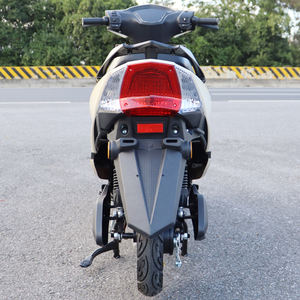 Scooter Eléctrico de Bajo Precio en India, 10 Pulgadas, Motor de 27H 60V, Rueda de Una Pieza, Precio CKD, Scooter Eléctrico para Adultos - Product Image 4