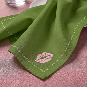 Serviettes <span class=keywords><strong>de</strong></span> <span class=keywords><strong>table</strong></span> brodées vertes, design élégant avec lèvres roses, serviettes en <span class=keywords><strong>tissu</strong></span> avec bordure à motifs, <span class=keywords><strong>tissu</strong></span> doux et lavable. - Product Image 5