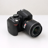Appareil photo reflex numérique d'occasion Nikon D5600 + objectif 18-55VR, caméras numériques vidéo HD, appareil photo d'entrée de gamme avec capteur CMOS et Wi-Fi